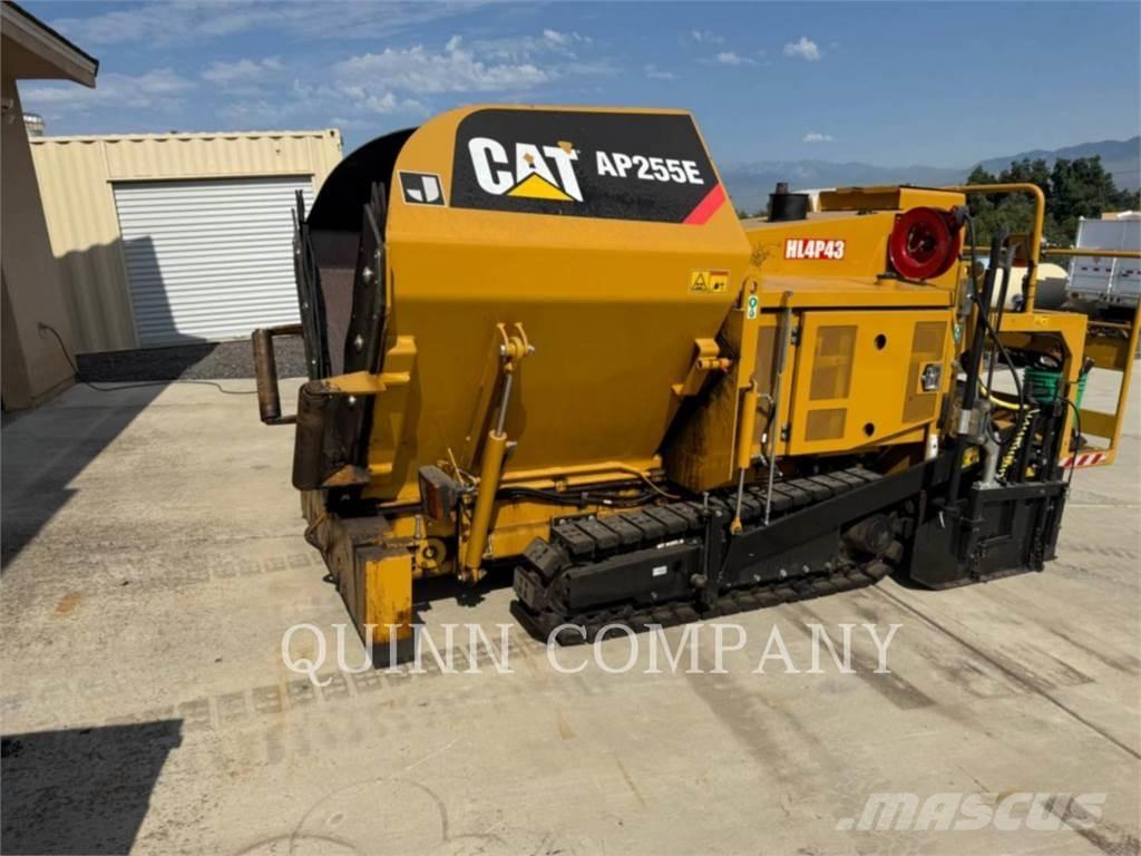 CAT AP255E Pulverizadores de betume
