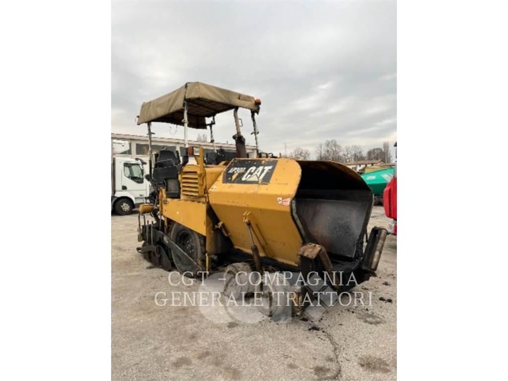 CAT AP300 Espalhadoras de asfalto