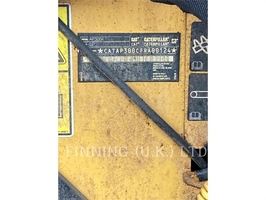CAT AP300F Espalhadoras de asfalto