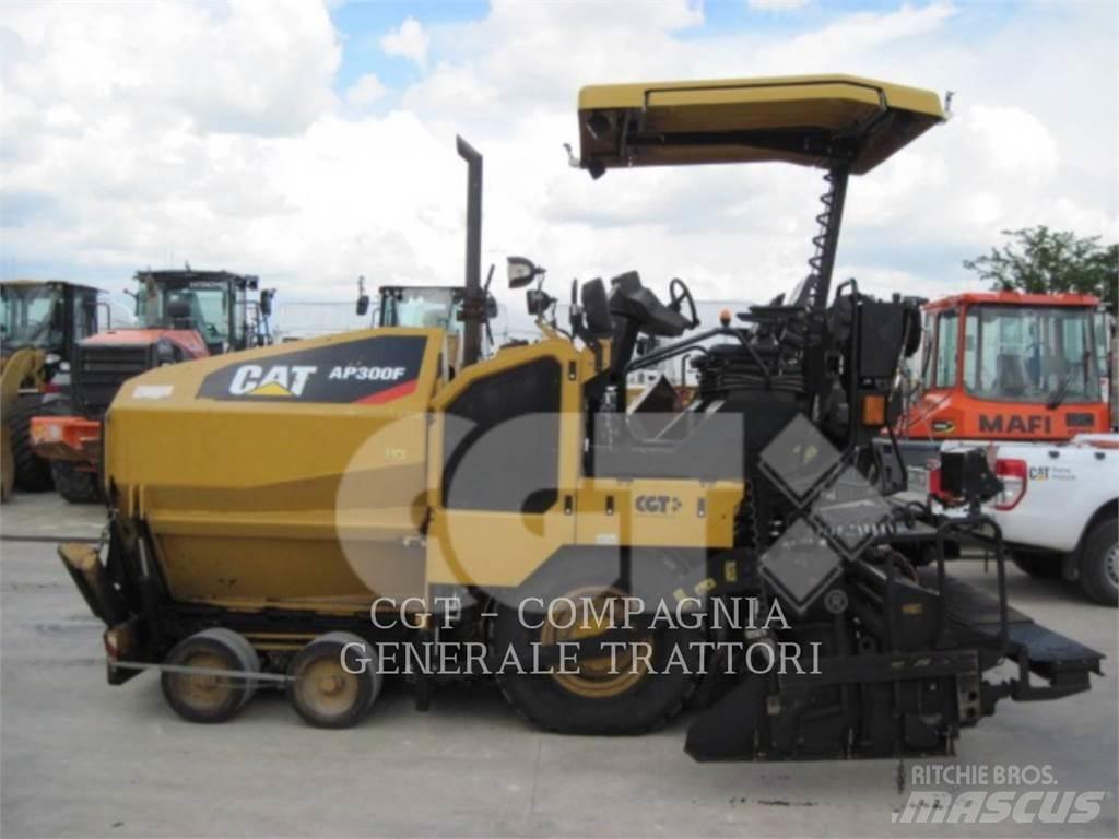 CAT AP300F Espalhadoras de asfalto