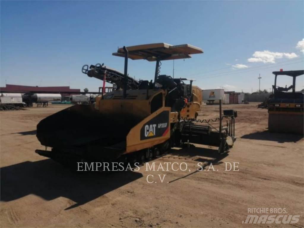 CAT AP355FLRC Espalhadoras de asfalto