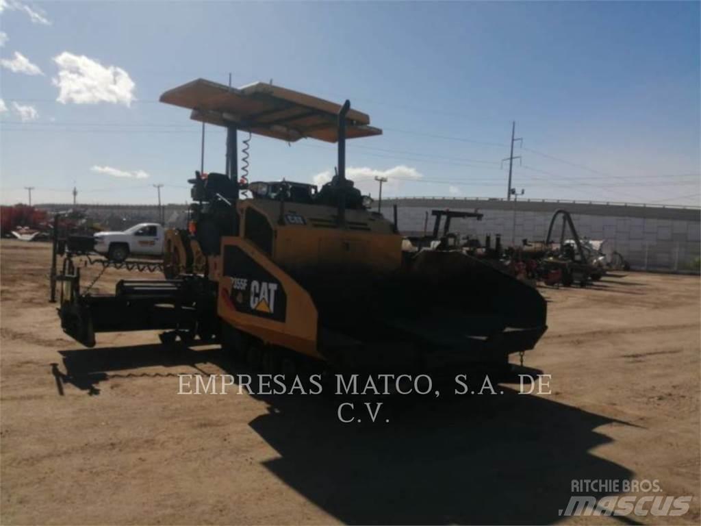 CAT AP355FLRC Espalhadoras de asfalto