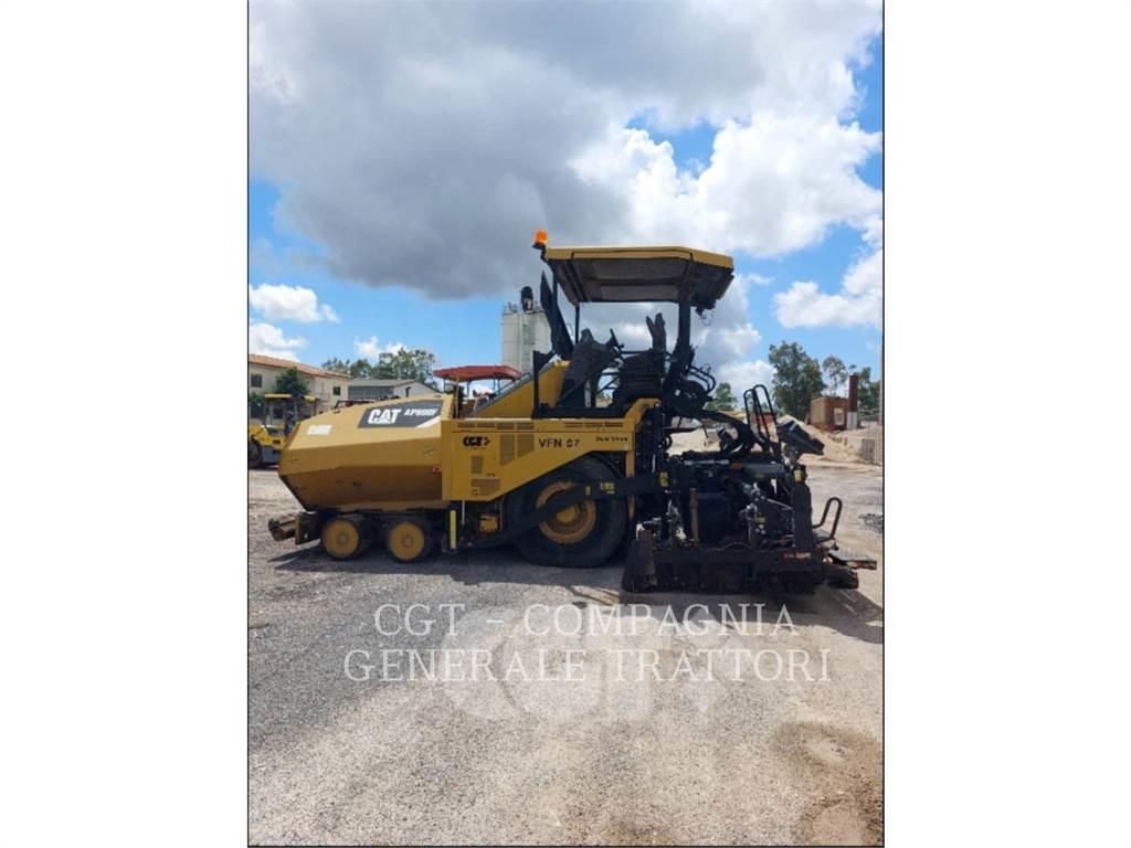 CAT AP600F Espalhadoras de asfalto