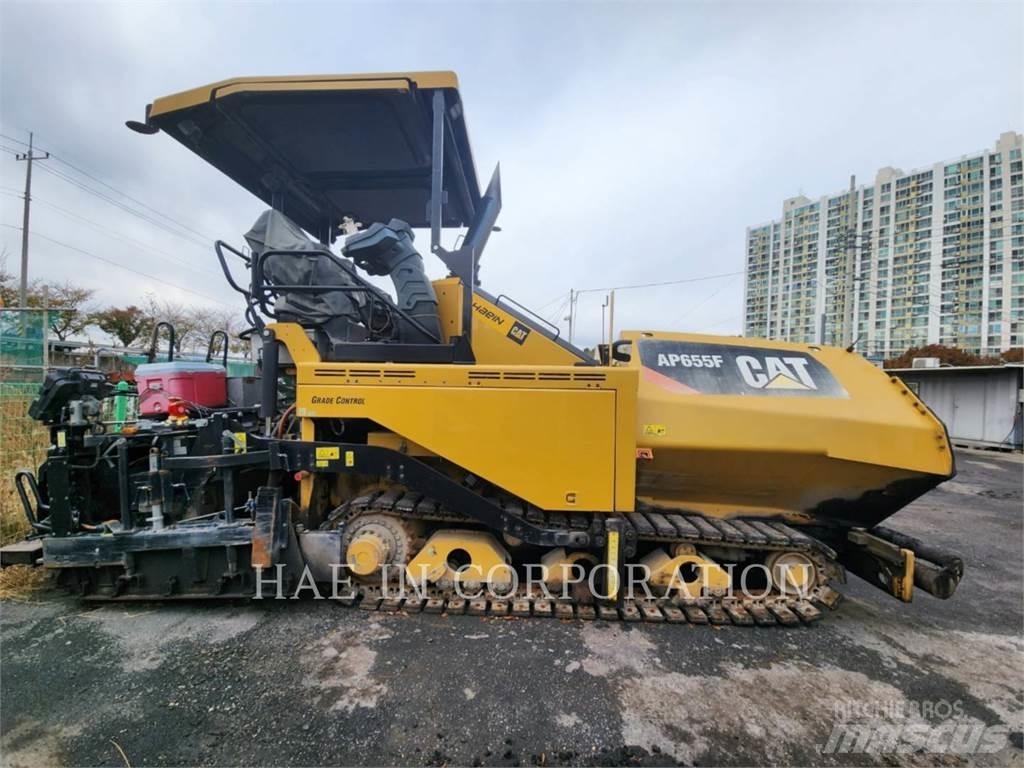 CAT AP655F Espalhadoras de asfalto