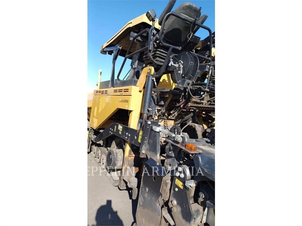 CAT AP655FLRC Espalhadoras de asfalto