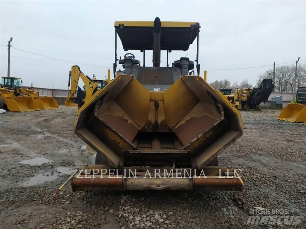 CAT AP655FLRC Espalhadoras de asfalto