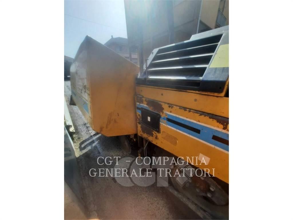 CAT BB730 Espalhadoras de asfalto