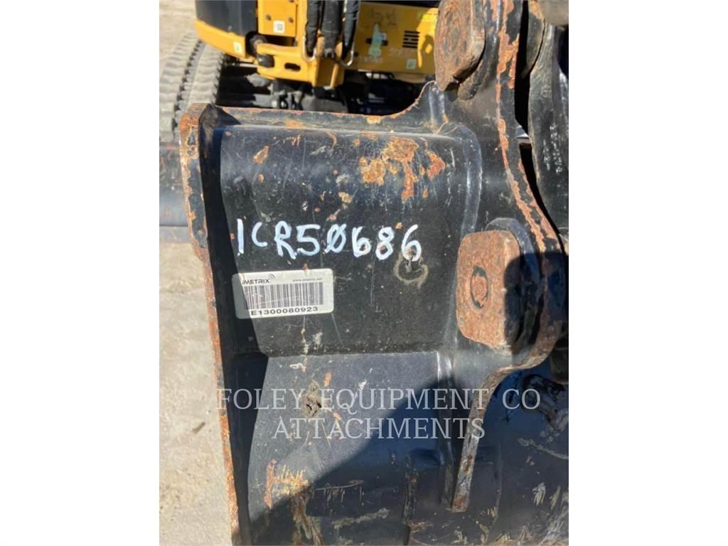 CAT BK302P24 Escavadeiras de esteiras