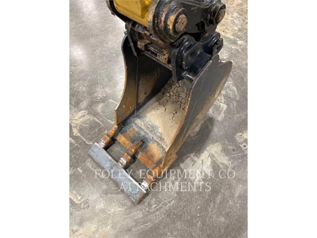 CAT BK303P16 Escavadeiras de esteiras