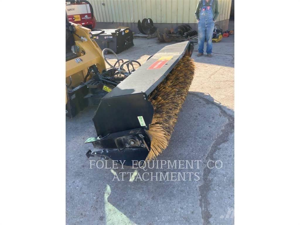 CAT BRSSBA118C Minicarregadeiras