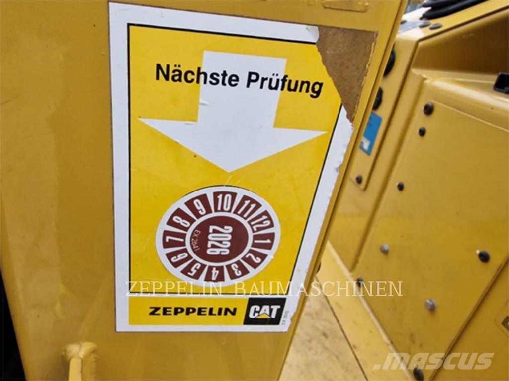 CAT CB1.7 Compactadores para terra