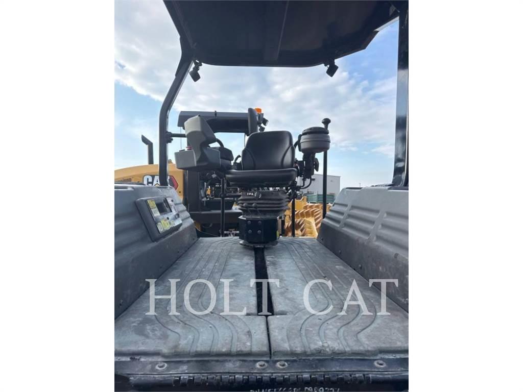 CAT CB10 Cilindros Compactadores monocilíndricos
