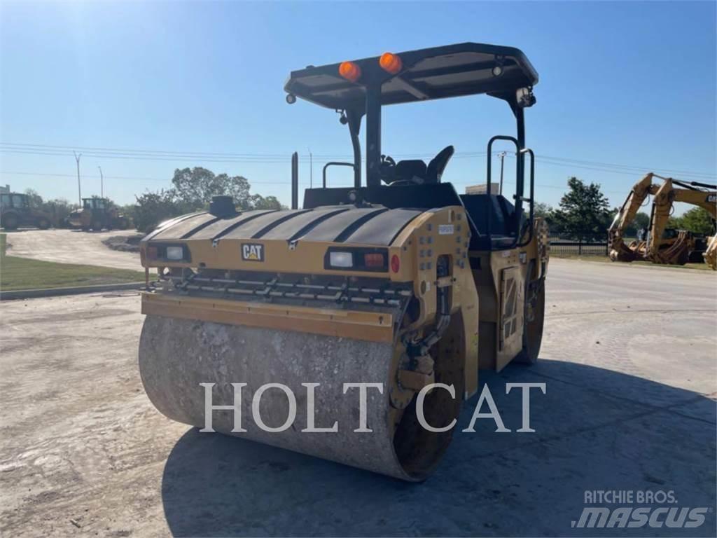 CAT CB13 Cilindros Compactadores monocilíndricos