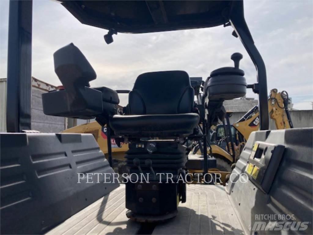CAT CB13 Cilindros Compactadores tandem