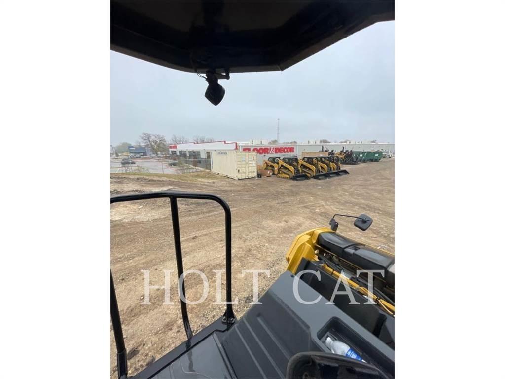 CAT CB13 Cilindros Compactadores monocilíndricos