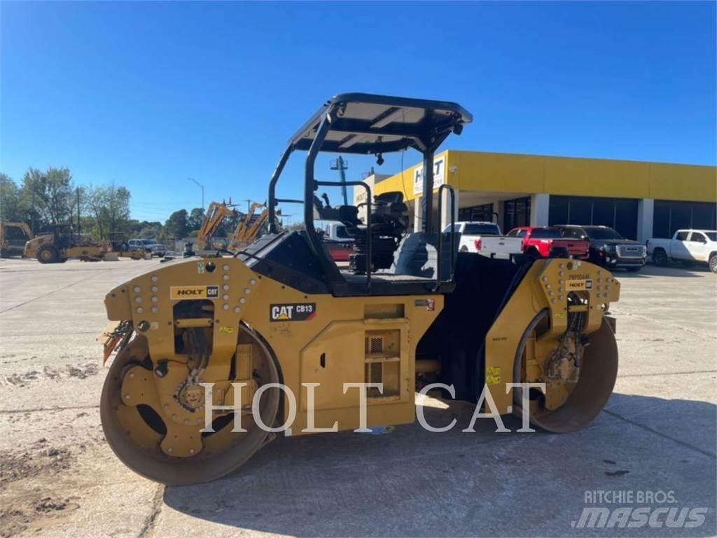 CAT CB13 Cilindros Compactadores monocilíndricos