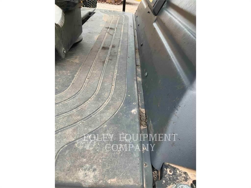 CAT CB15 Compactadores para terra