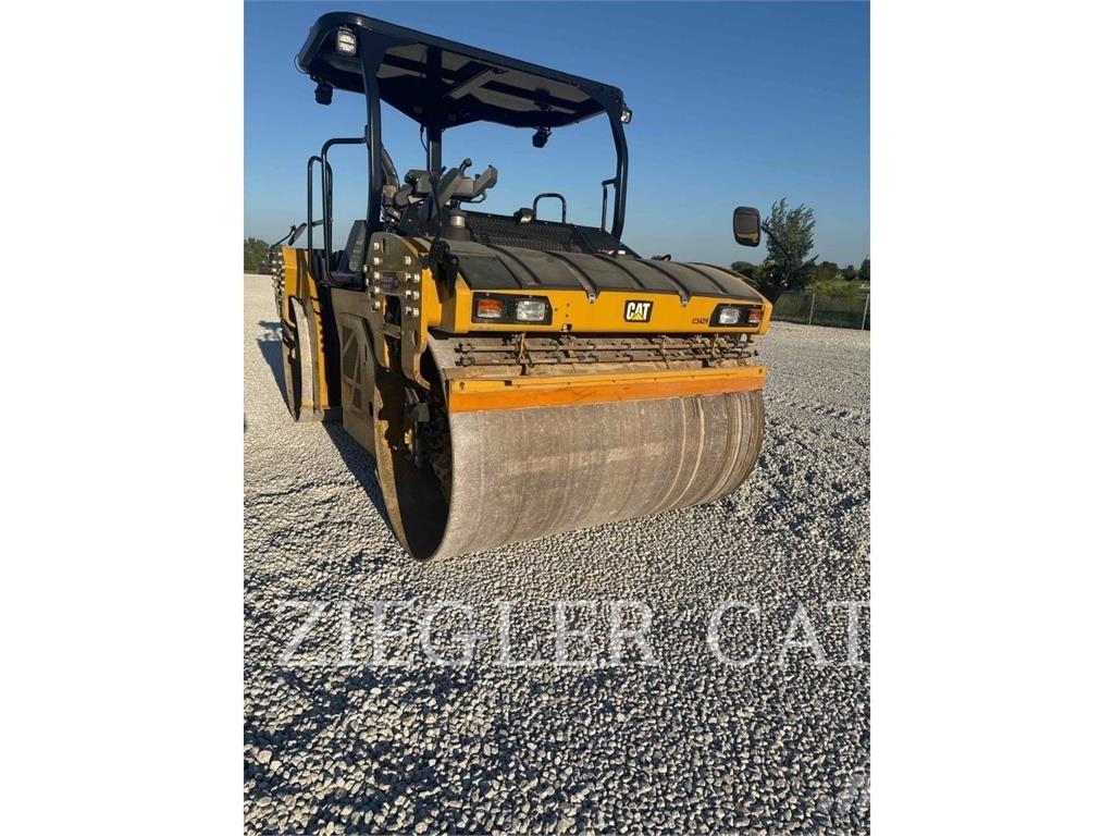 CAT CB15 Compactadores para terra