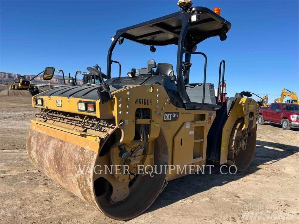 CAT CB15 Compactadores para terra