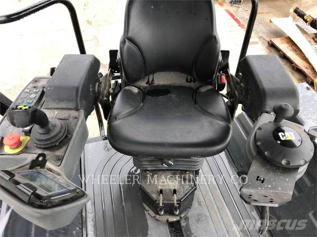 CAT CB15 CW Cilindros Compactadores tandem