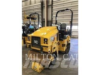 CAT CB2.5 Compactadores para terra
