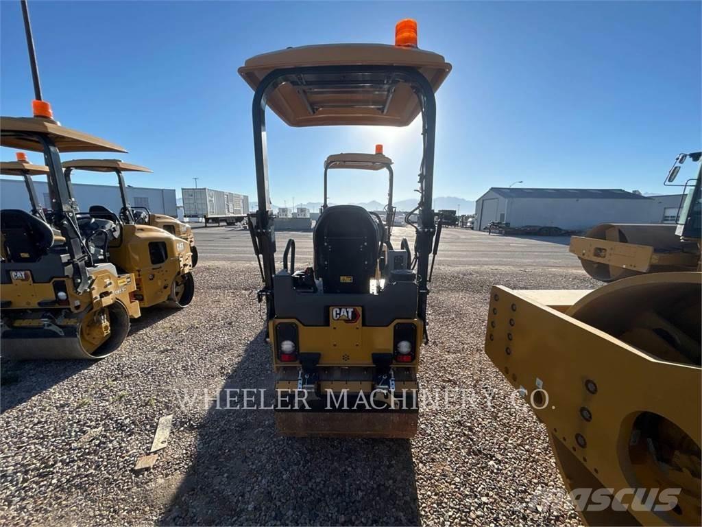 CAT CB2.5 GC Cilindros Compactadores tandem
