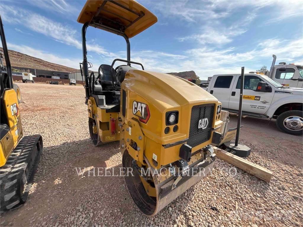 CAT CB2.5 GC Cilindros Compactadores tandem