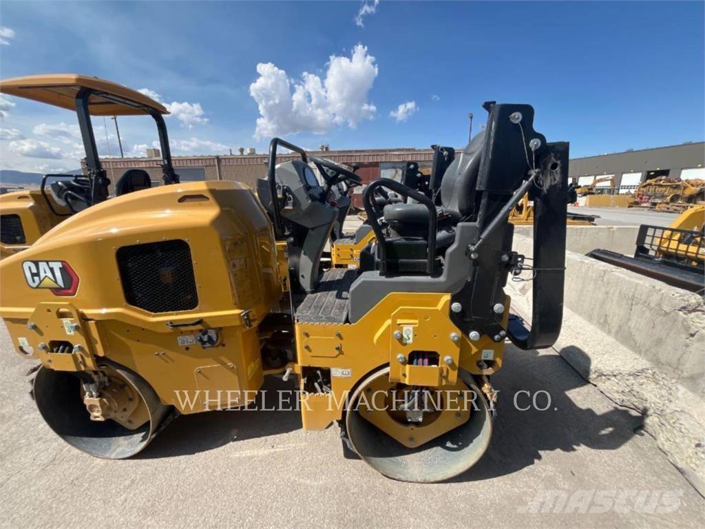 CAT CB2.5 GC Cilindros Compactadores tandem