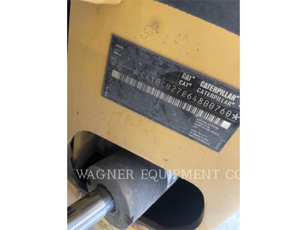 CAT CB2.7-03 Compactadores para terra