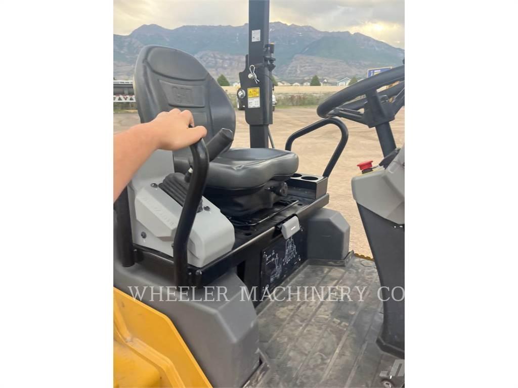CAT CB2.7 GC Cilindros Compactadores tandem