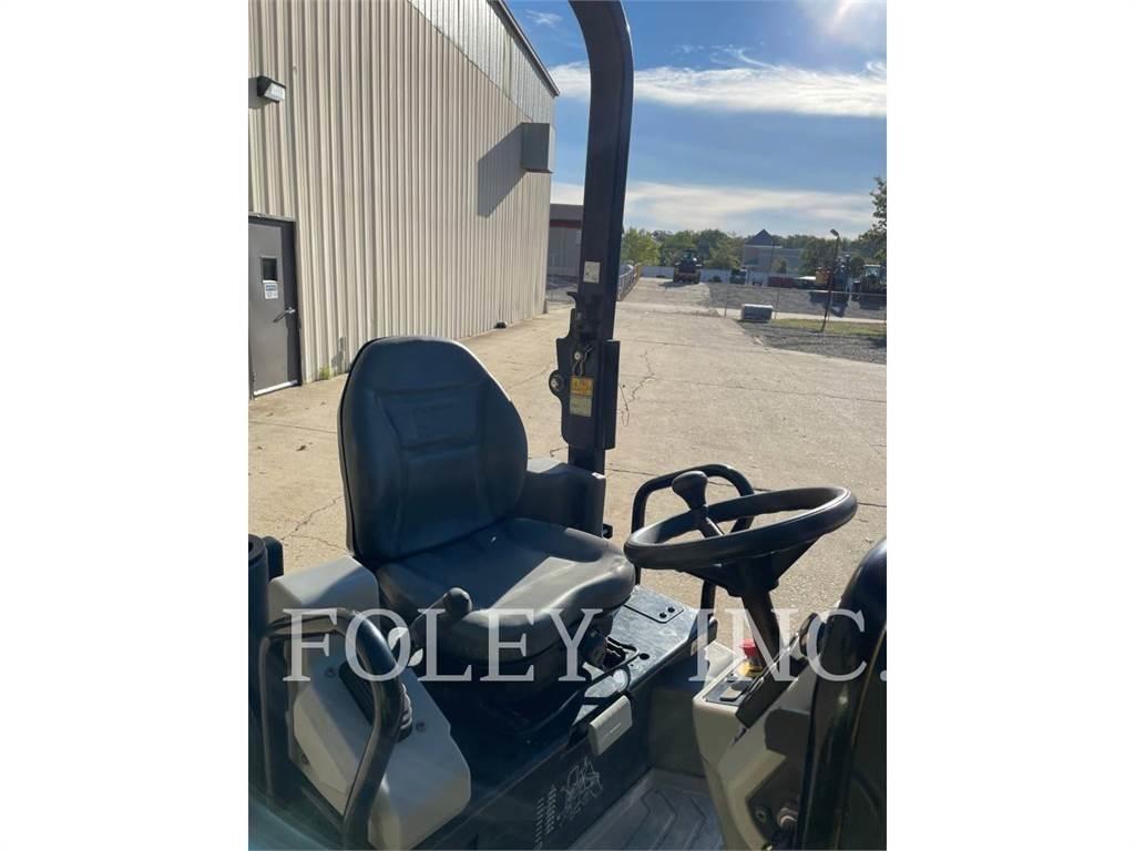 CAT CB24B Cilindros Compactadores tandem