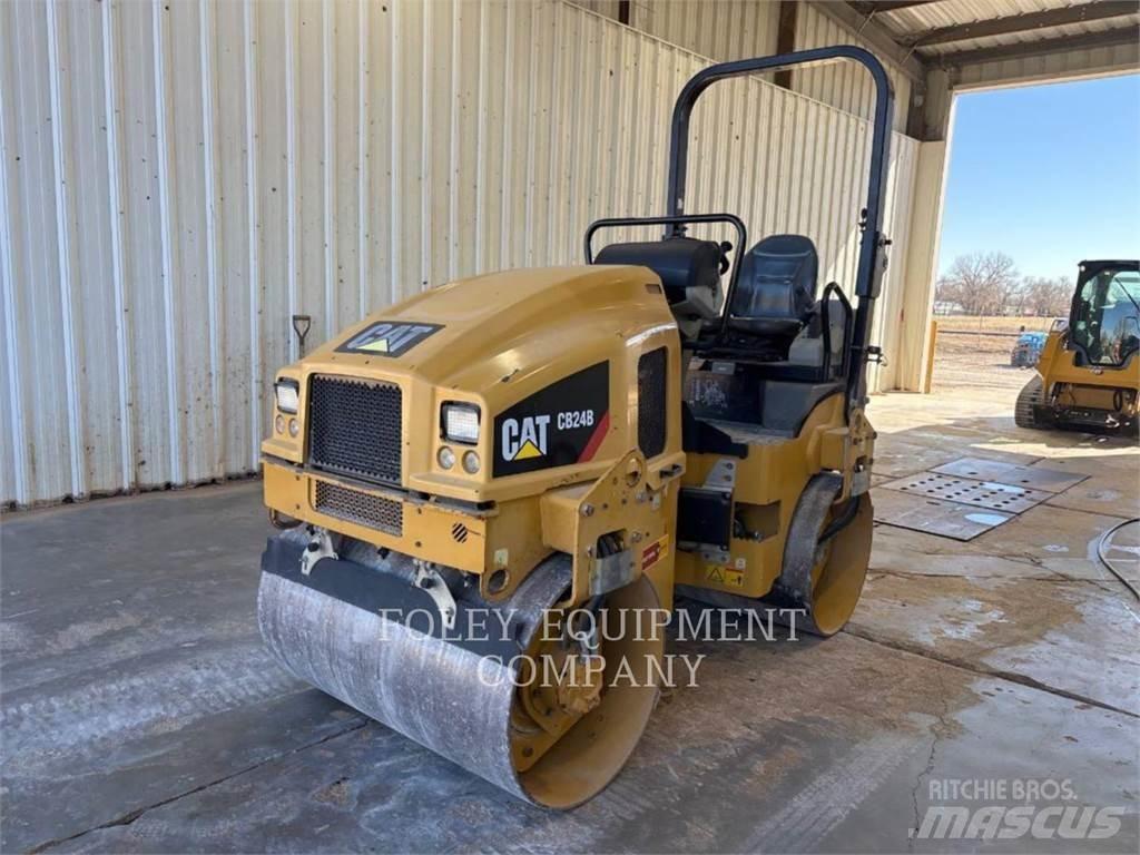 CAT CB24B Compactadores para terra