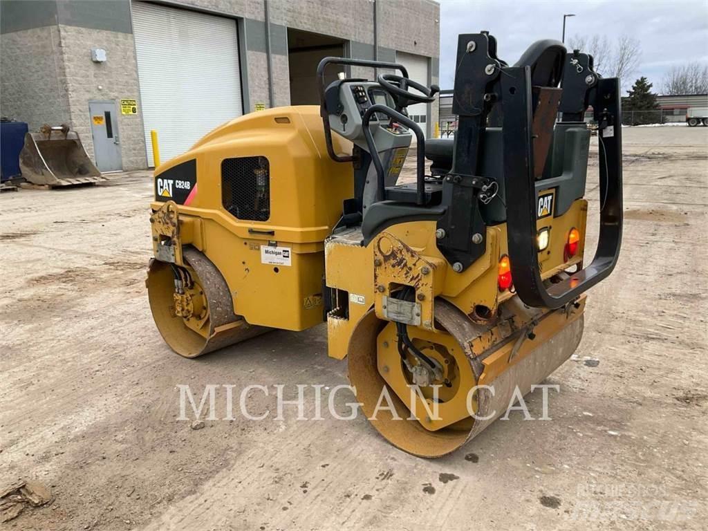 CAT CB24B Cilindros Compactadores monocilíndricos