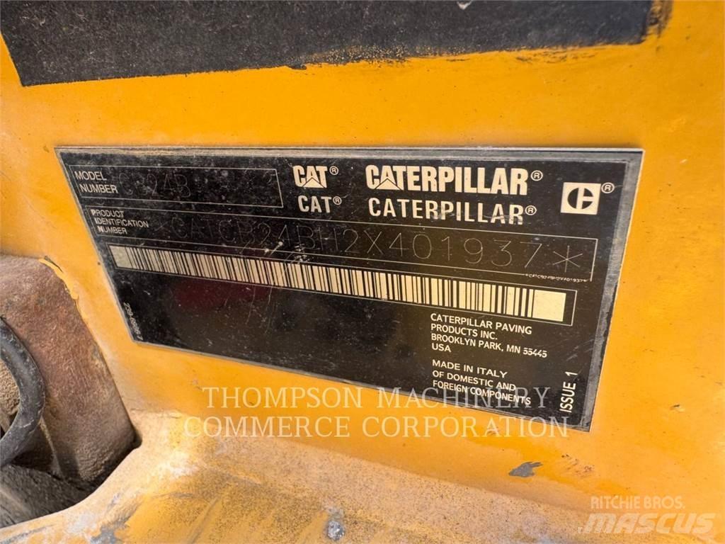 CAT CB24B Cilindros Compactadores tandem