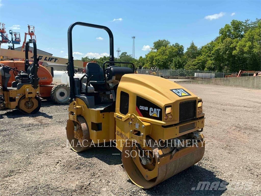 CAT CB24B Cilindros Compactadores tandem