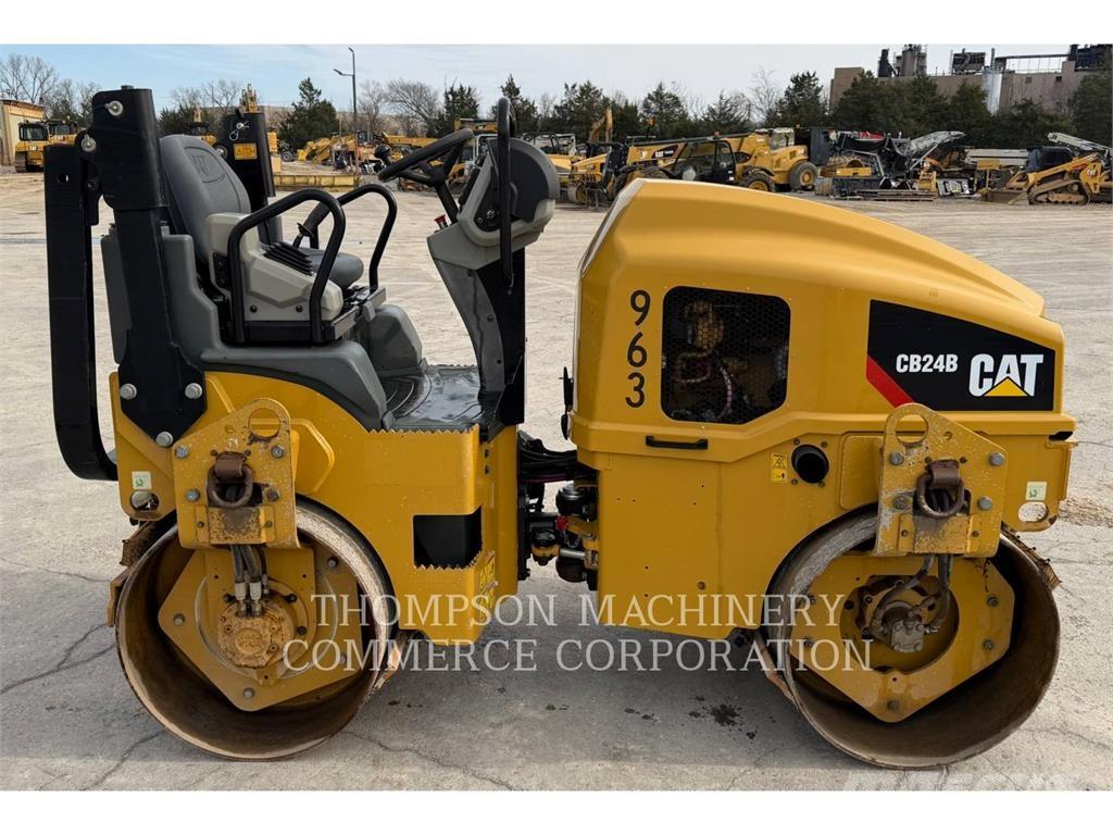 CAT CB24B Cilindros Compactadores tandem