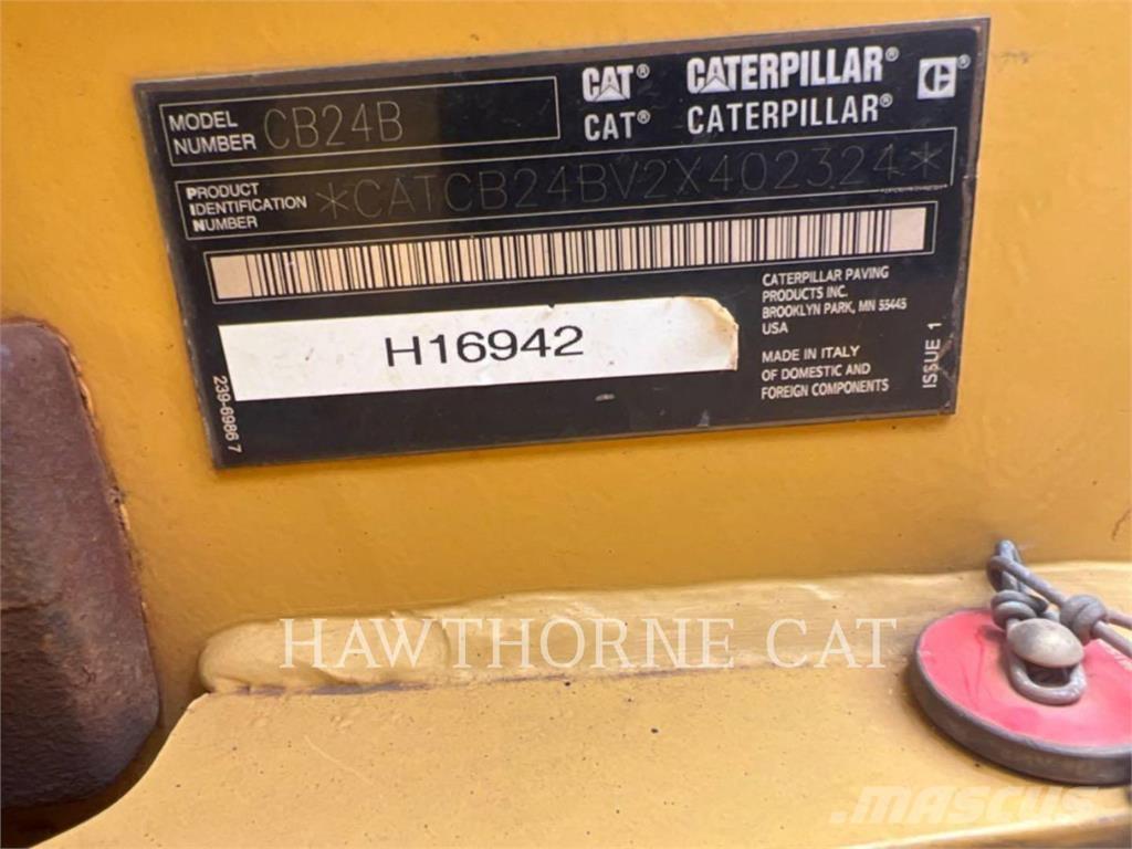 CAT CB24B Compactadores para terra