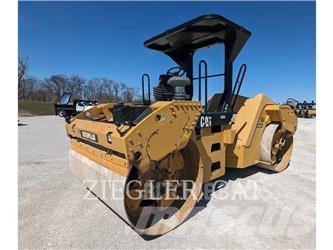 CAT CB64 Compactadores para terra