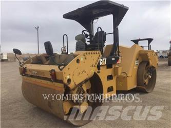 CAT CB64 Compactadores para terra