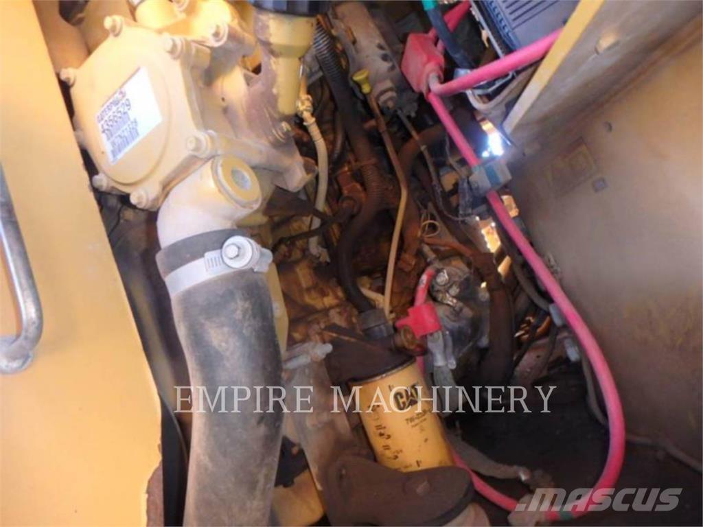 CAT CB66B Cilindros Compactadores tandem