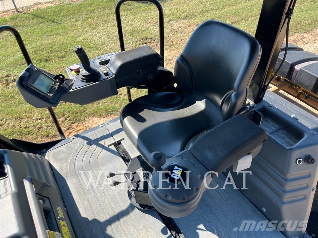 CAT CB8 Compactadores para terra