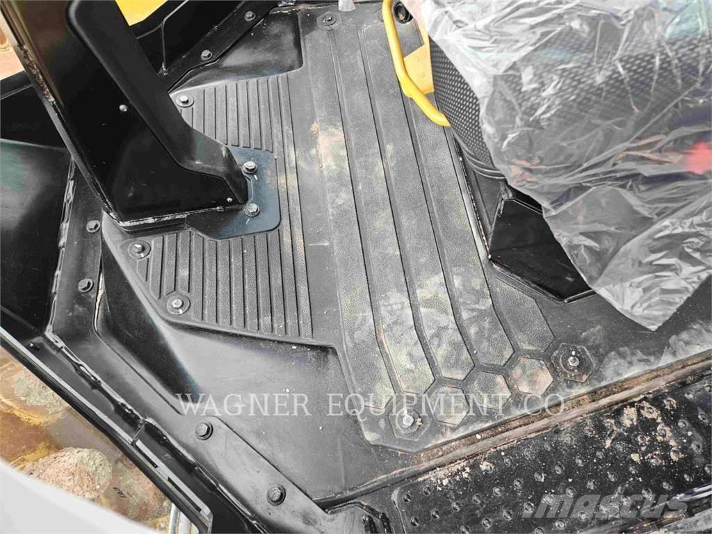 CAT CP13GC Compactadores para terra