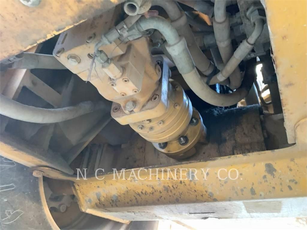 CAT CS-533E Espalhadoras de asfalto