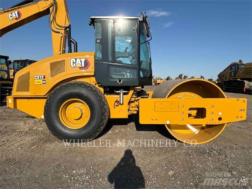 CAT CS12 Cilindros Compactadores monocilíndricos