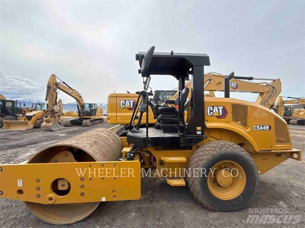 CAT CS44B Cilindros Compactadores monocilíndricos