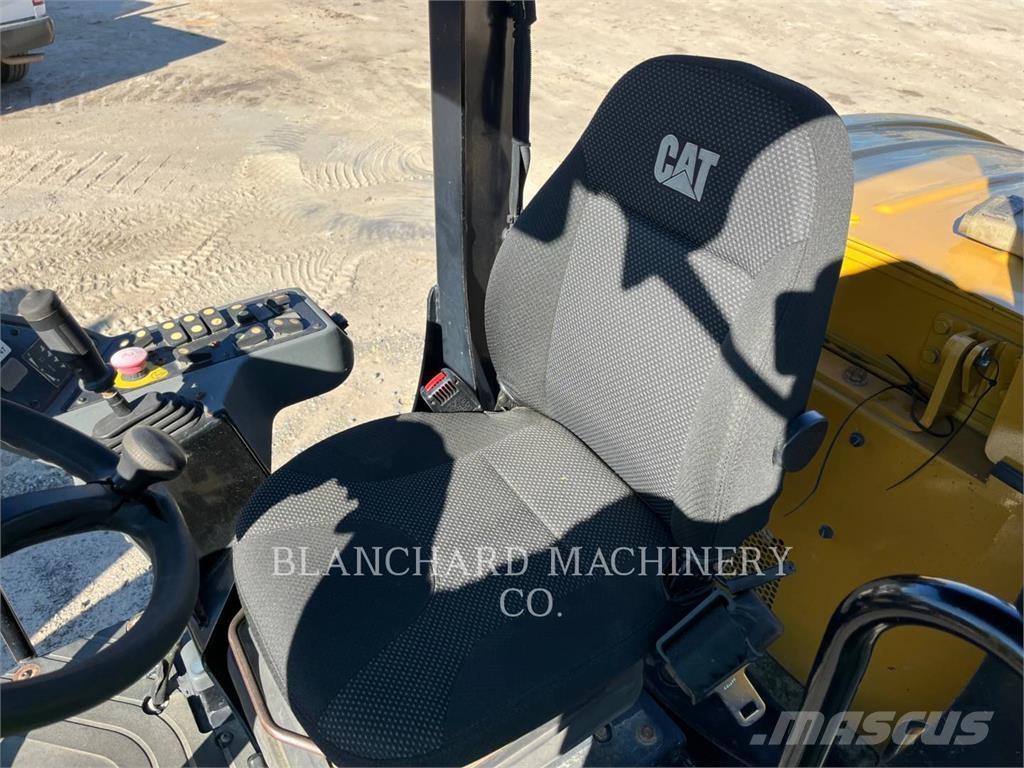 CAT CS44B Cilindros Compactadores monocilíndricos