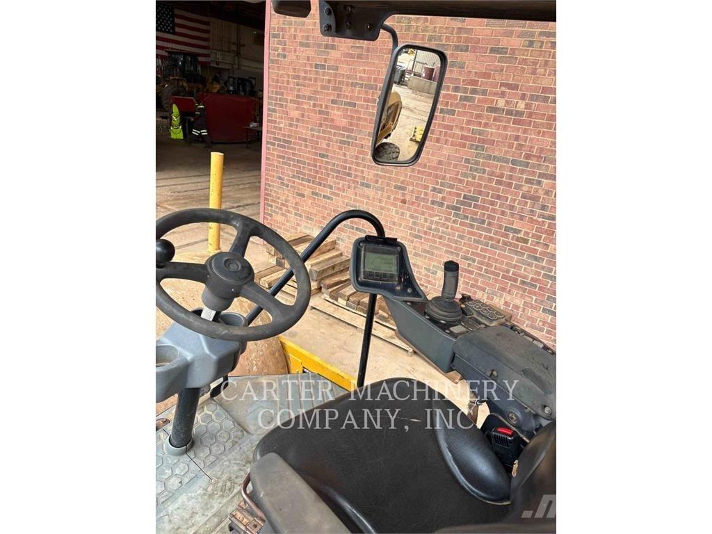 CAT CS54B Compactadores para terra
