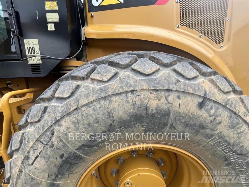 CAT CS64B Cilindros Compactadores monocilíndricos
