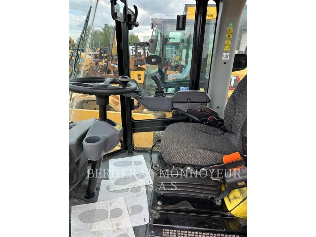 CAT CS76B Compactadores para terra