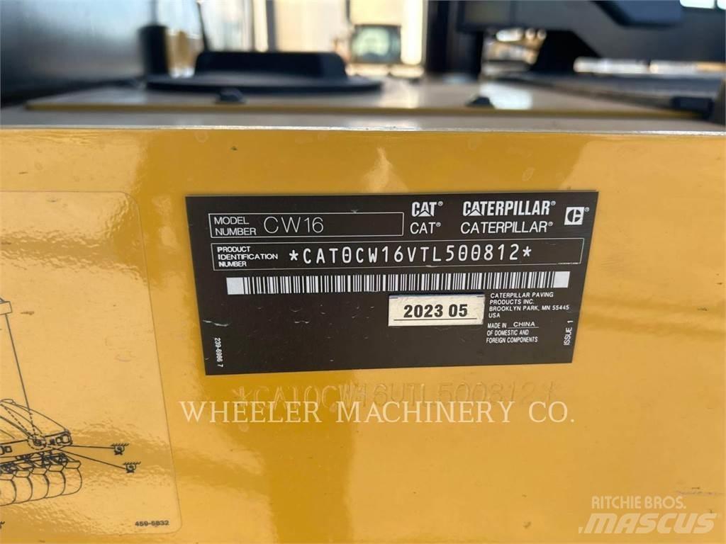 CAT CW16 Cilindros Compactadores de pneus